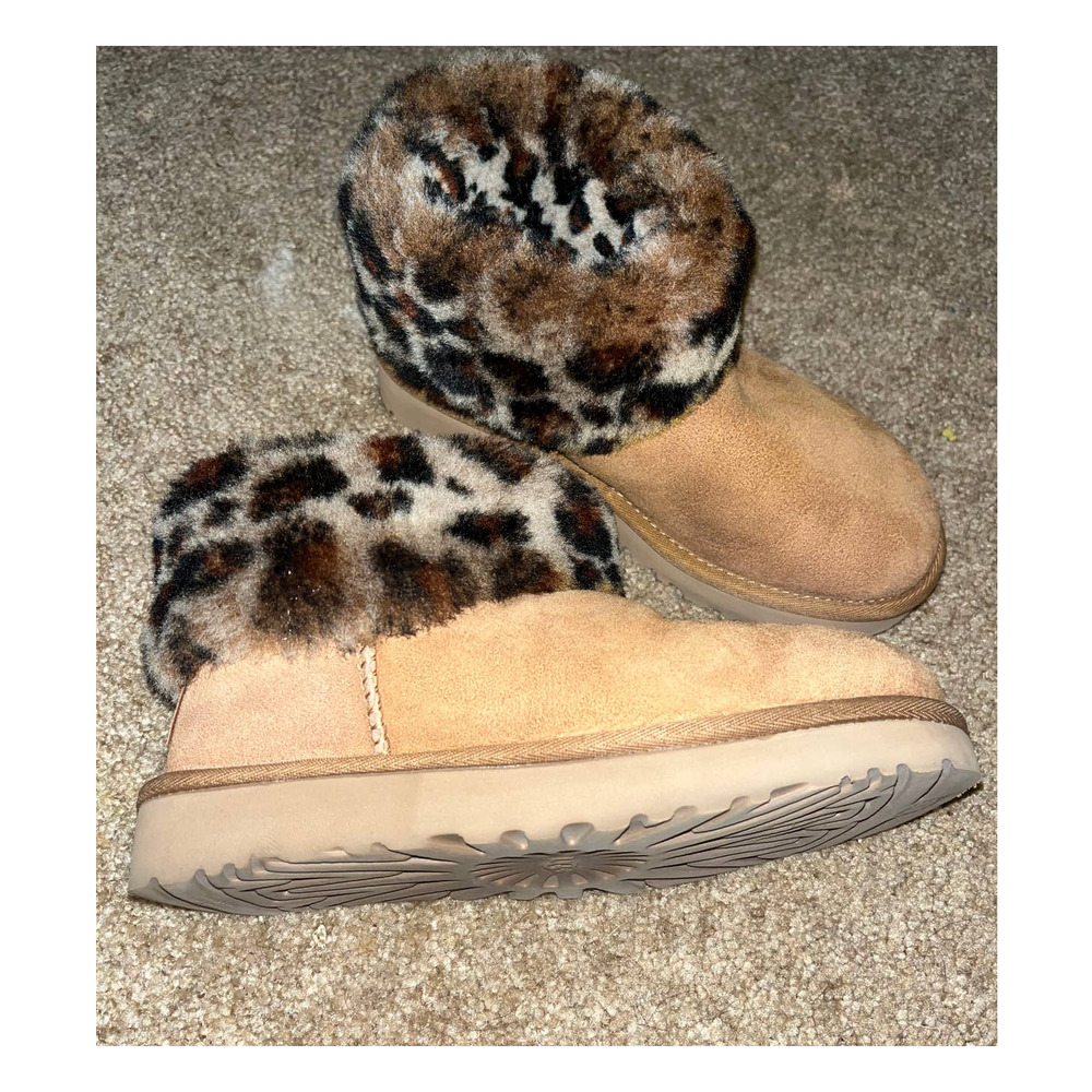 Ugg Mini Boots Size 5